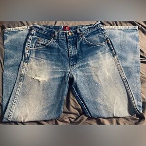 Wrangler Relaxed 3K Distressed Denim Jeans 32x32